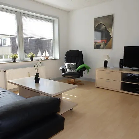 Vestergade Holiday Apartment דירה