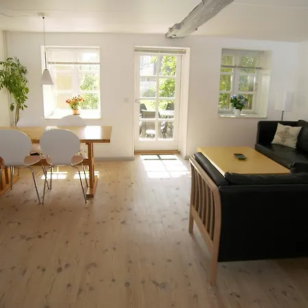 דירה Vestergade Holiday Apartment *